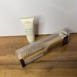 Feet Care Bundle Aveda Foot Relief Cream with Wooden Brush